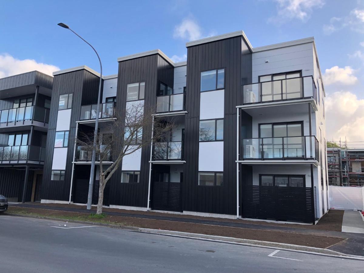 Central Stadium Apartments Hamilton Esterno foto